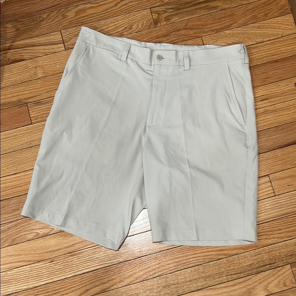 Pre-loved🌸Link Beige Flat Front Shorts Lightweight Design